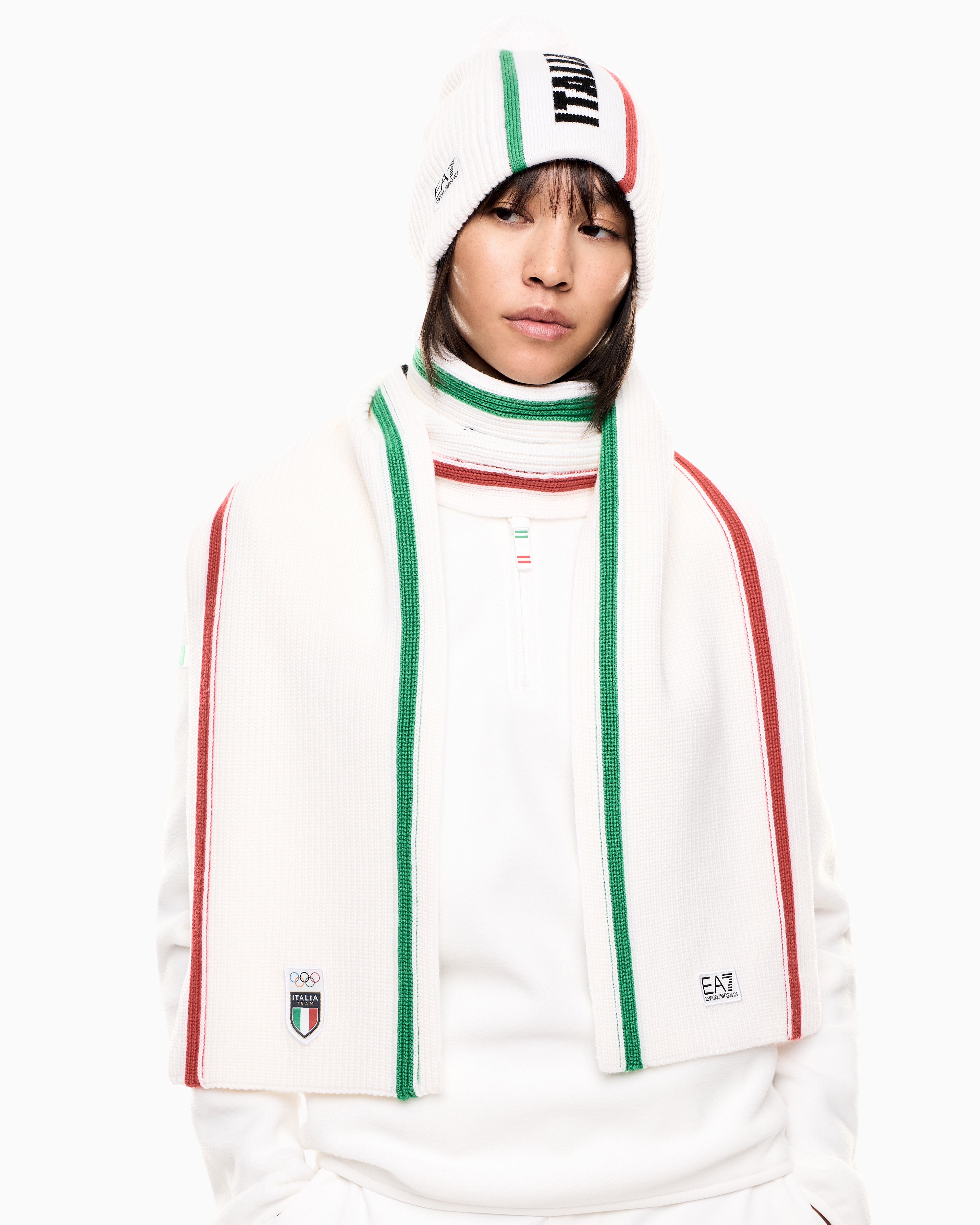 Ea7 Beanies In White