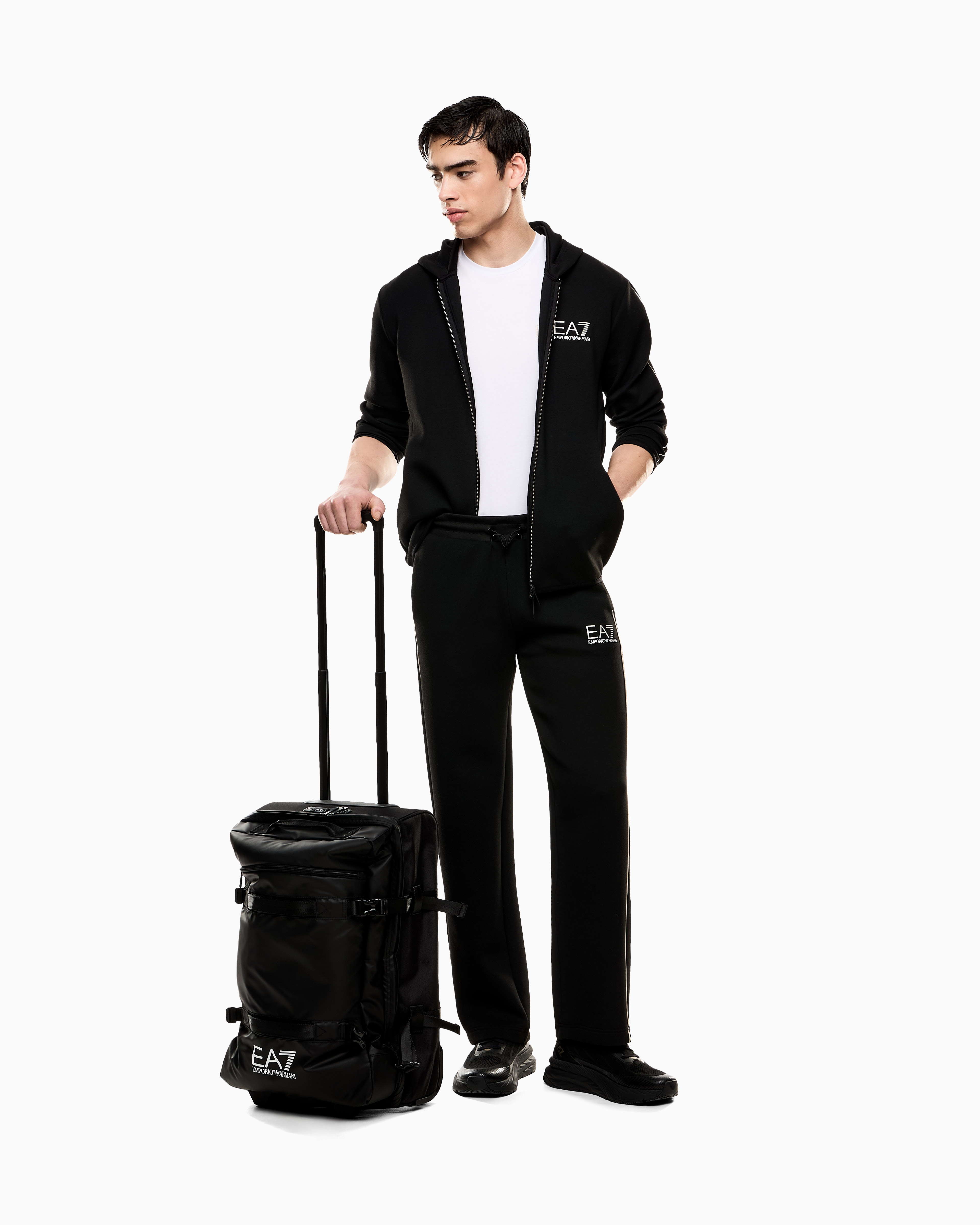 7X000296_AF18386_UC001_G_SS202