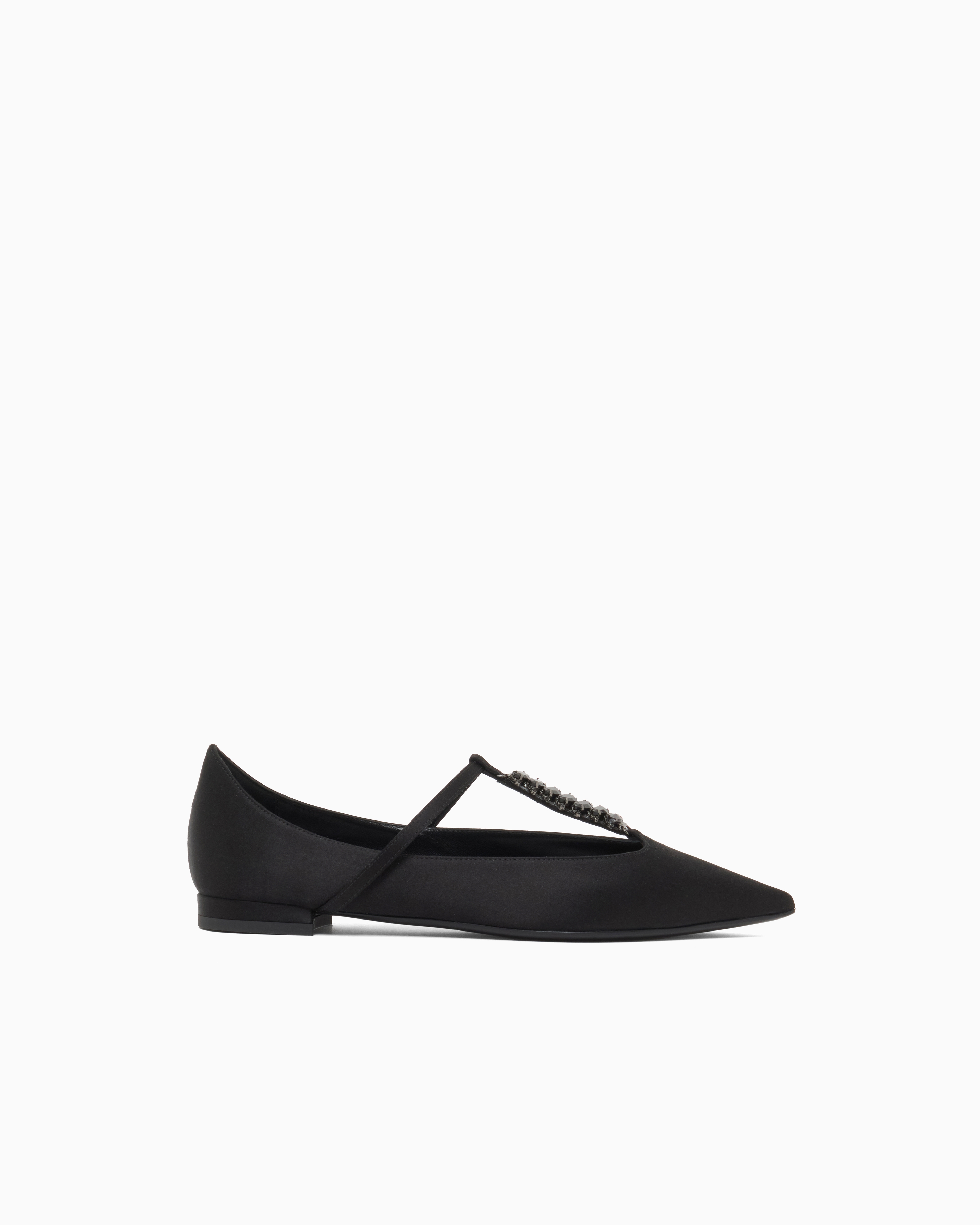 Emporio Armani Ballet Flats In Black