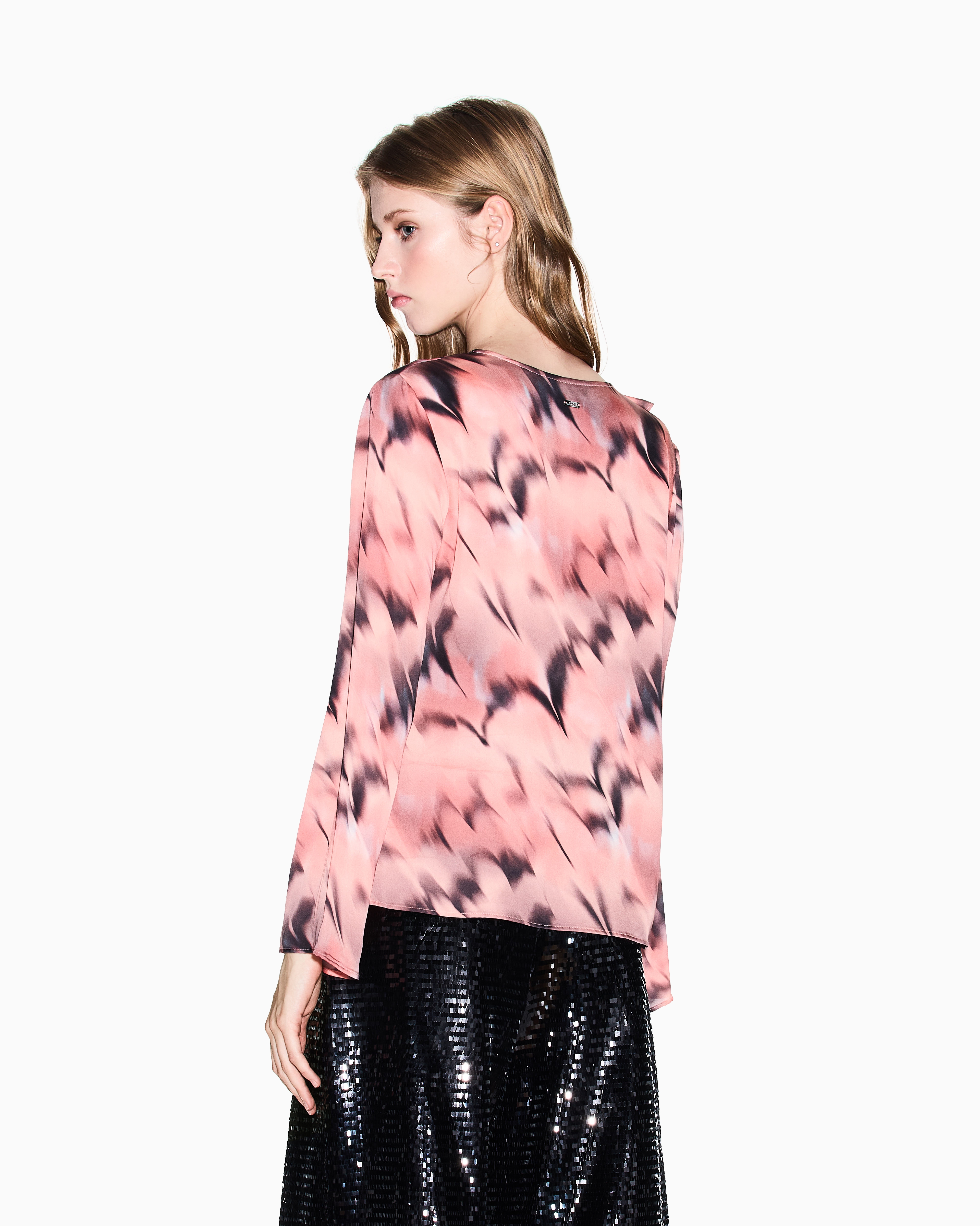 Blouse with flared sleeves