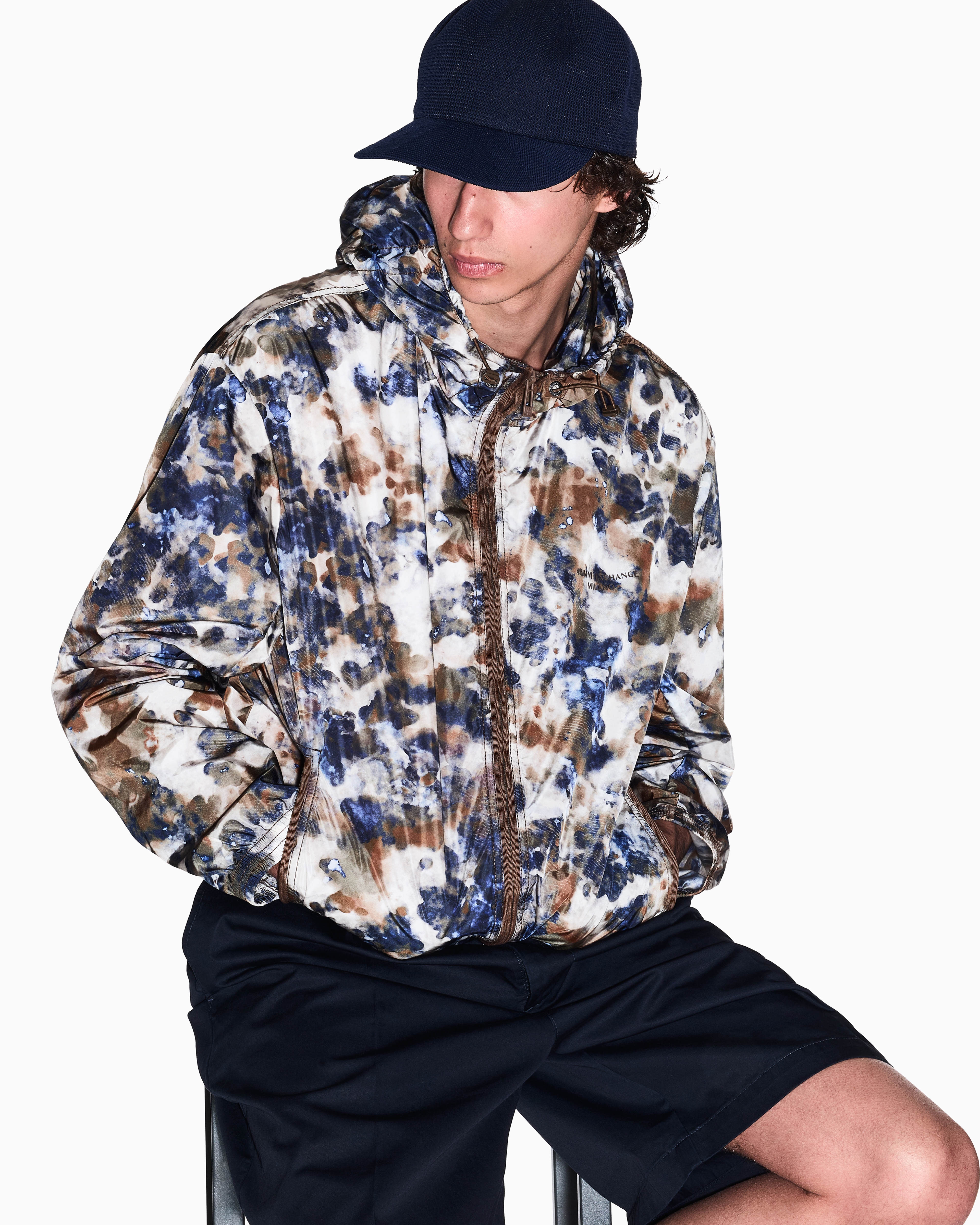 オールオーバープリント フーデッドブルゾン | Armani Exchange