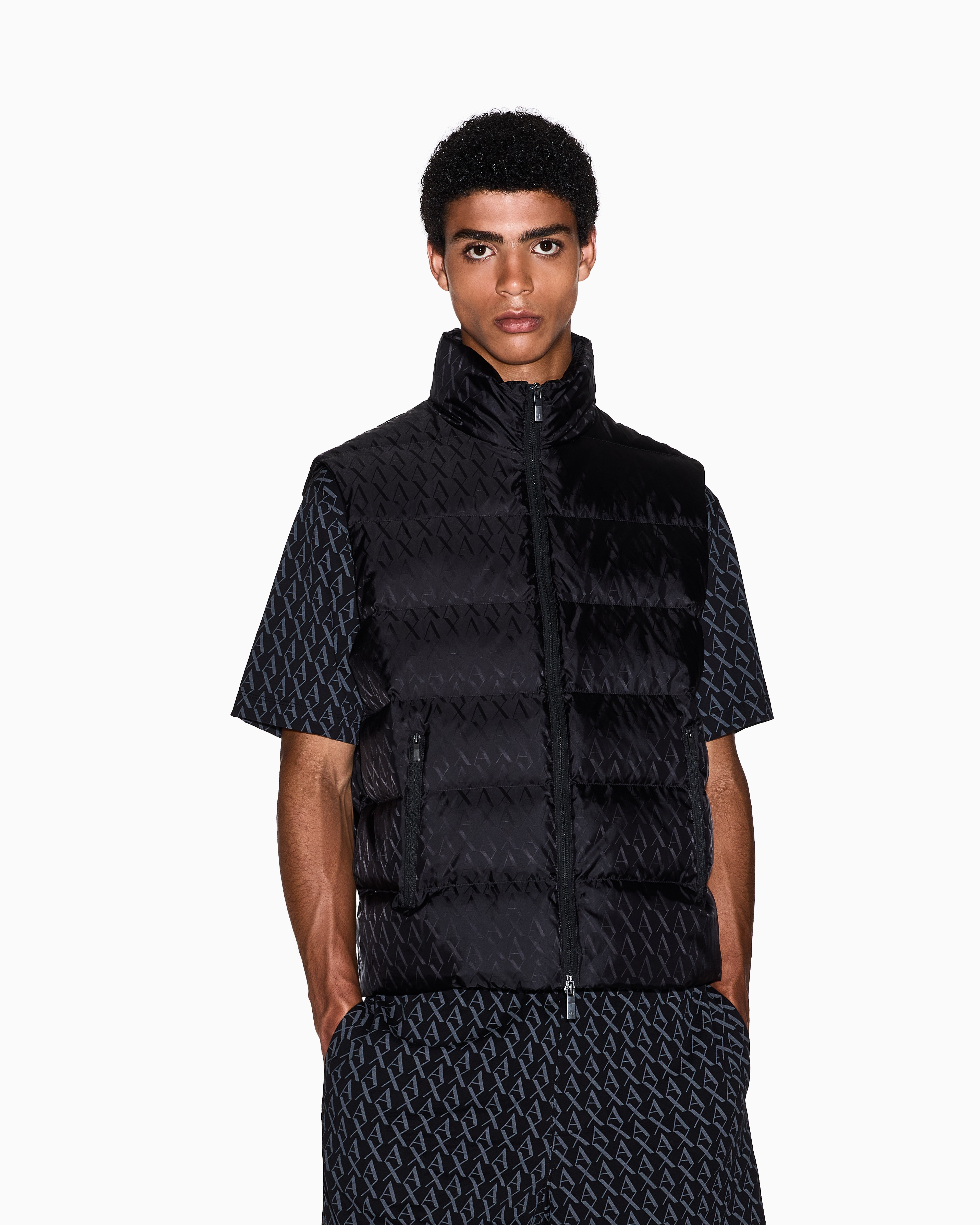 TONE ON ALLOVER LOGO PUFFER VEST