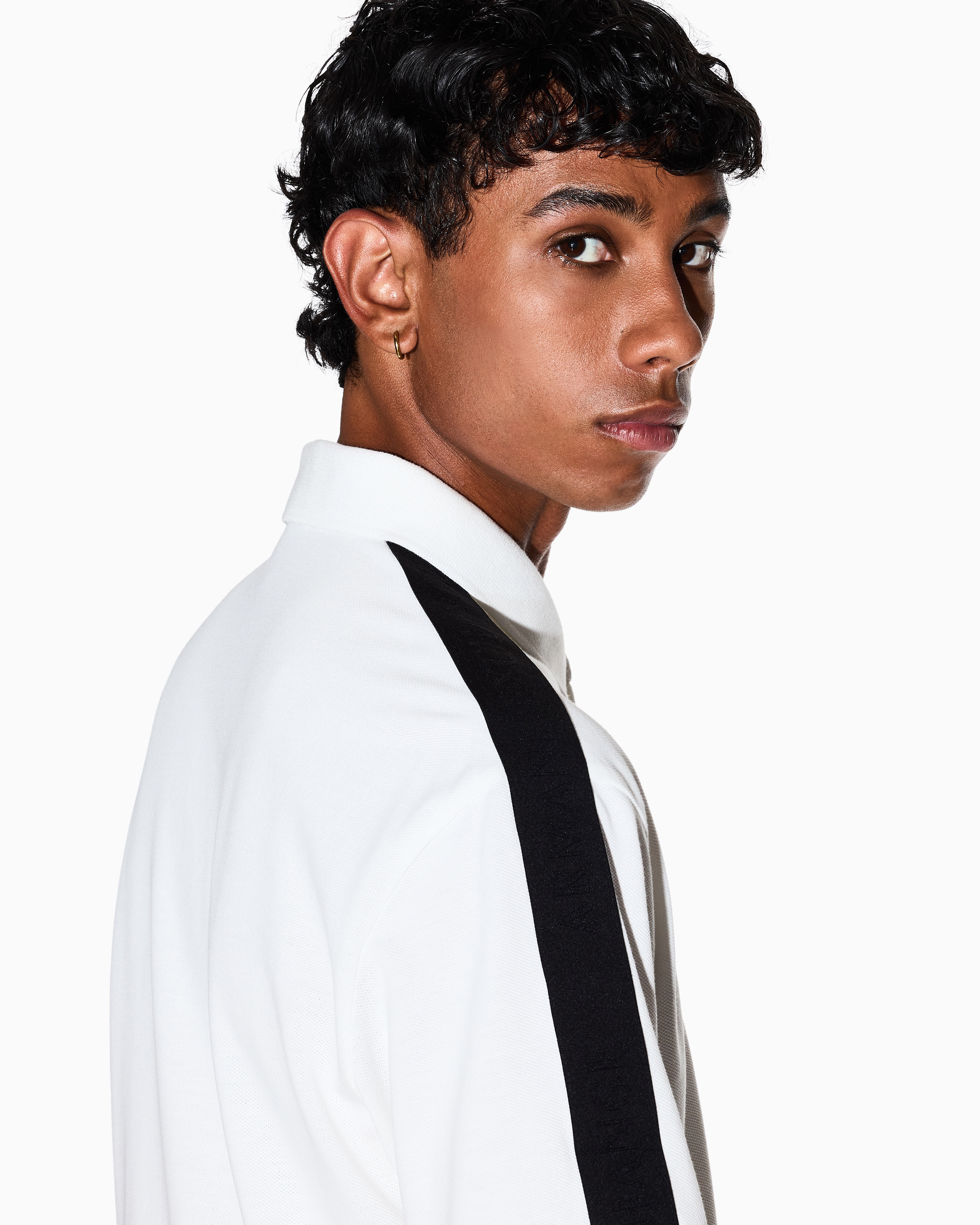 Regular fit polo with contrasting tape