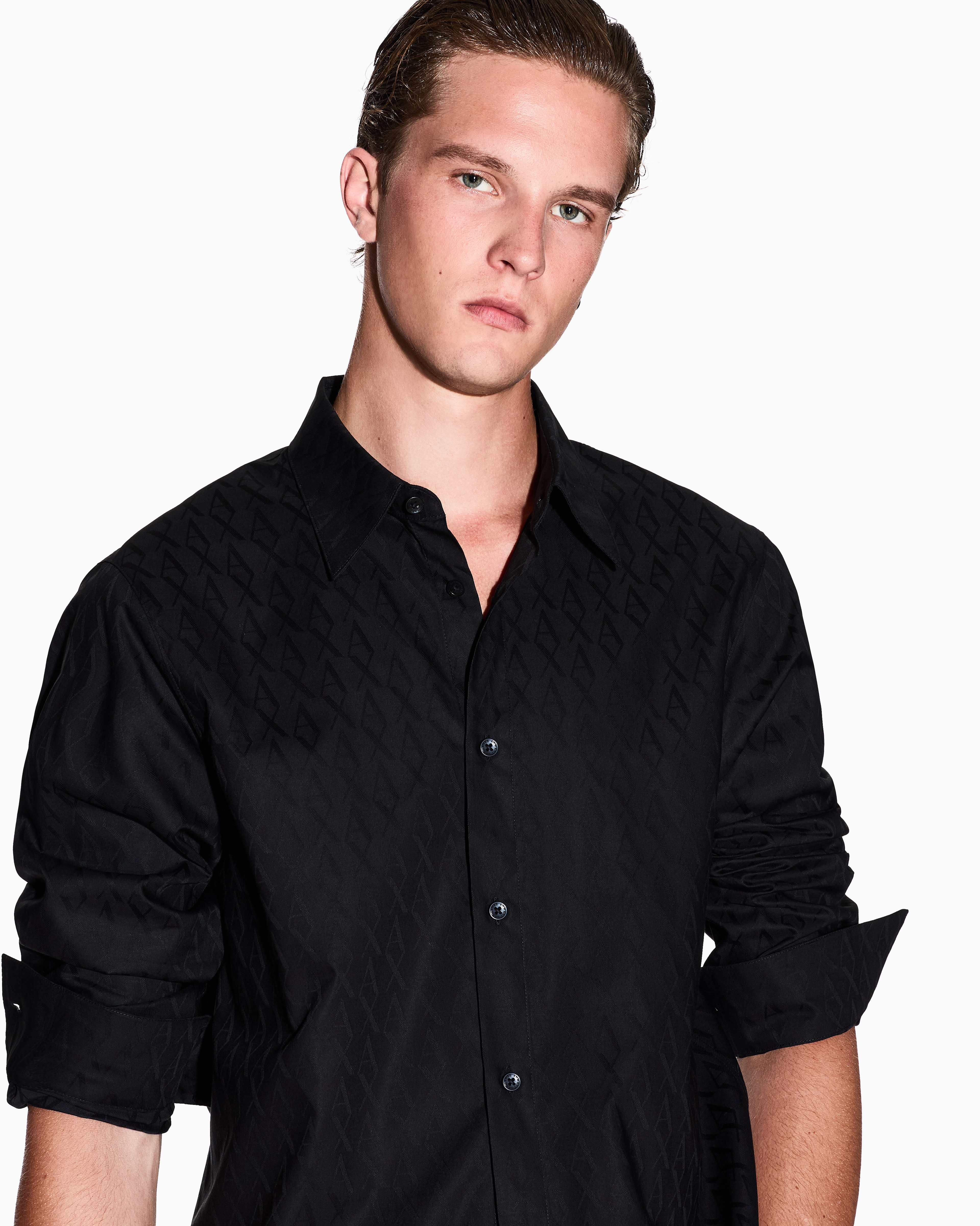Regular fit cotton jacquard shirt