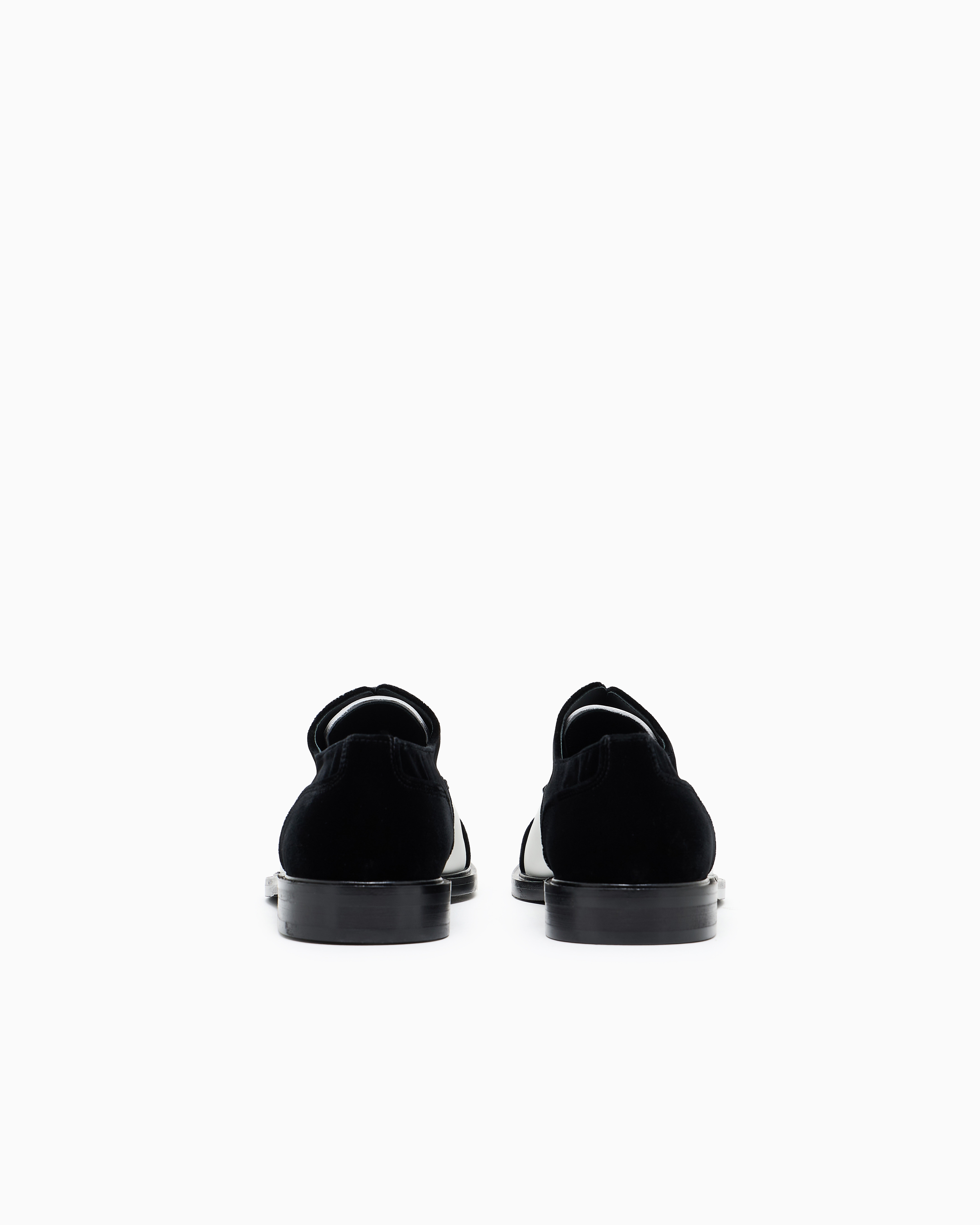 Emporio Armani Brogues Aus Samt Mit Nappa-details In Black