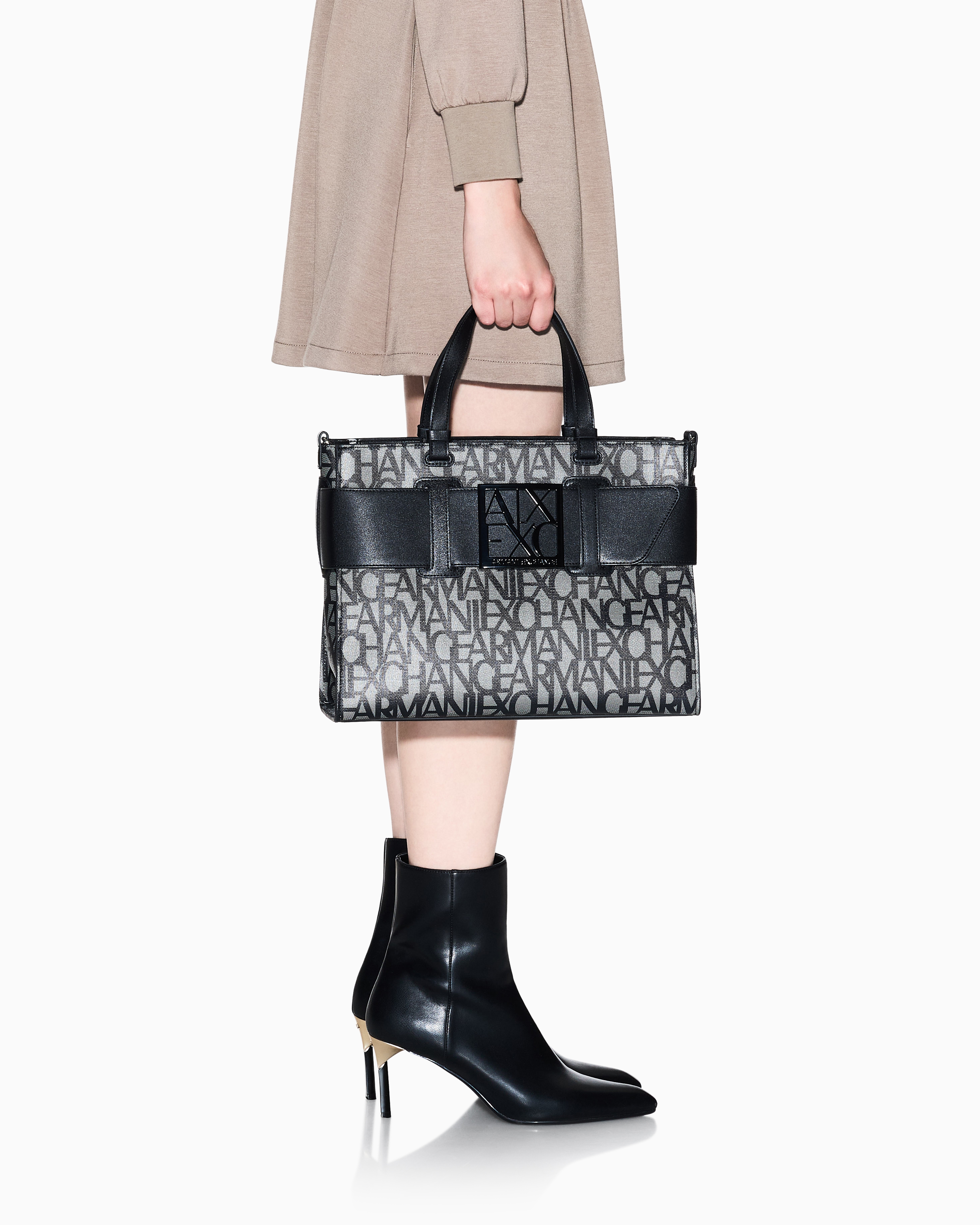 Armani Exchange - Large tote bag with double handles and shoulder strap, Woman, Black, Size: TU