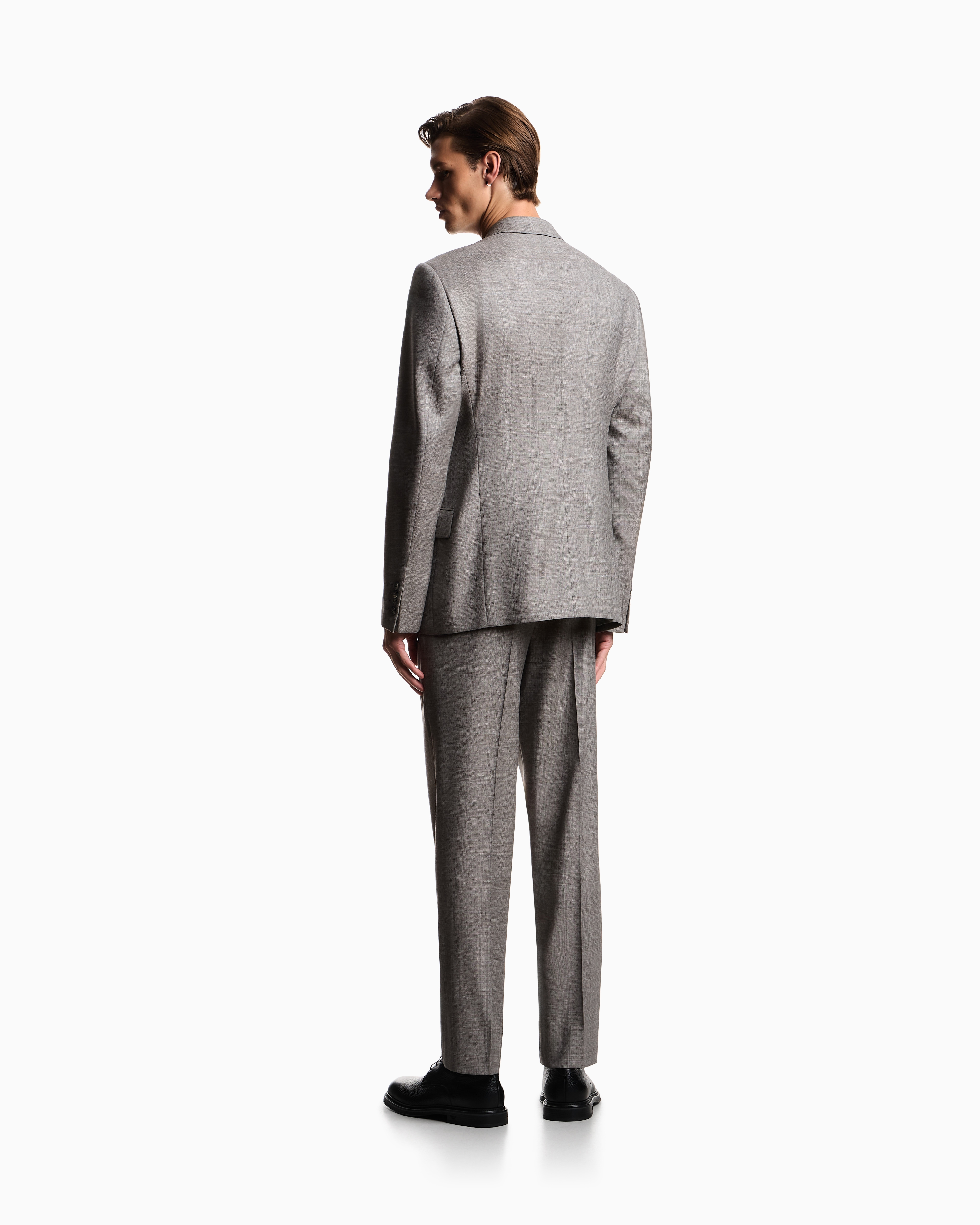 EM000137_TE20453_F1157_R_SS202