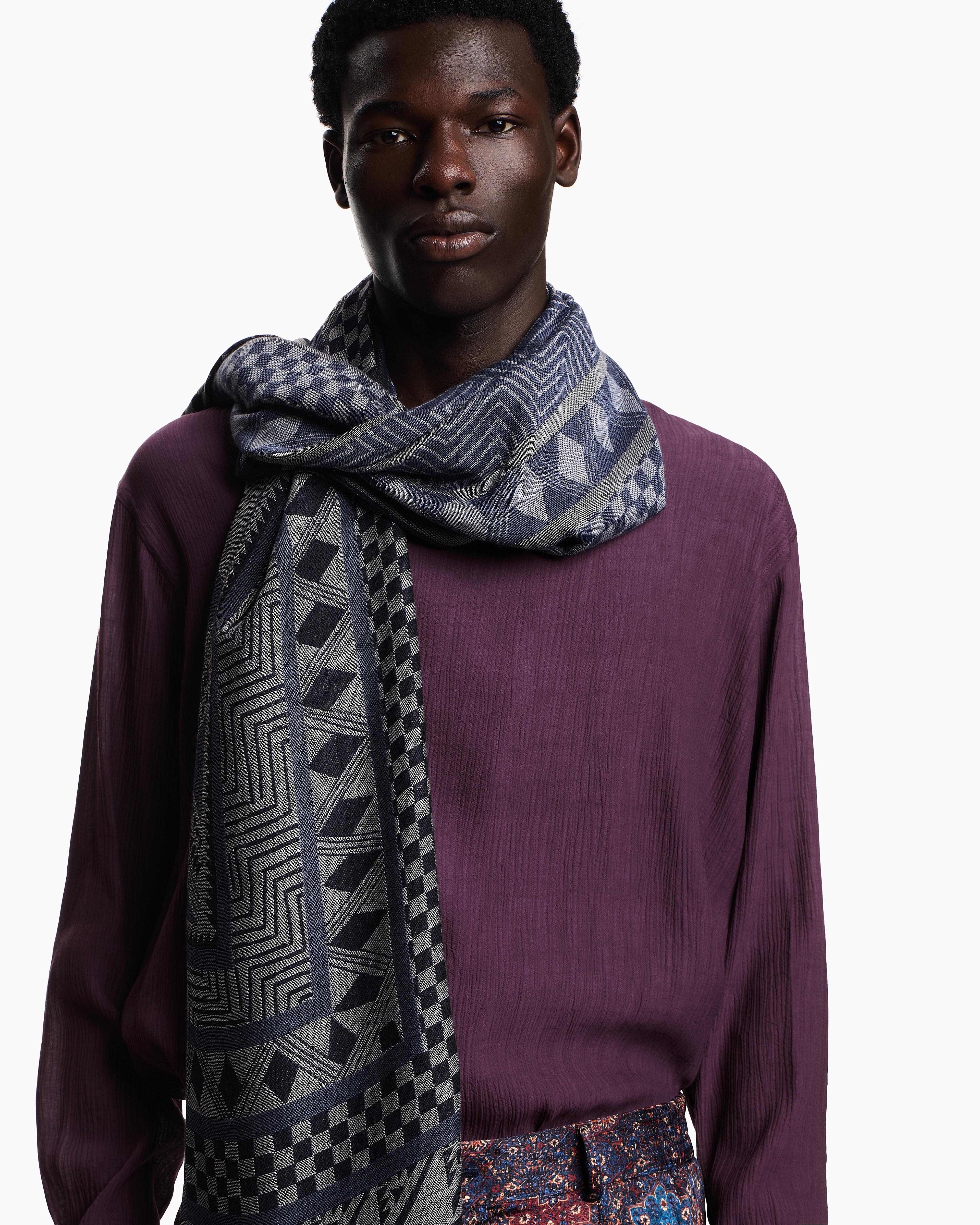 Stole in a Turkish patterned jacquard | Emporio Armani