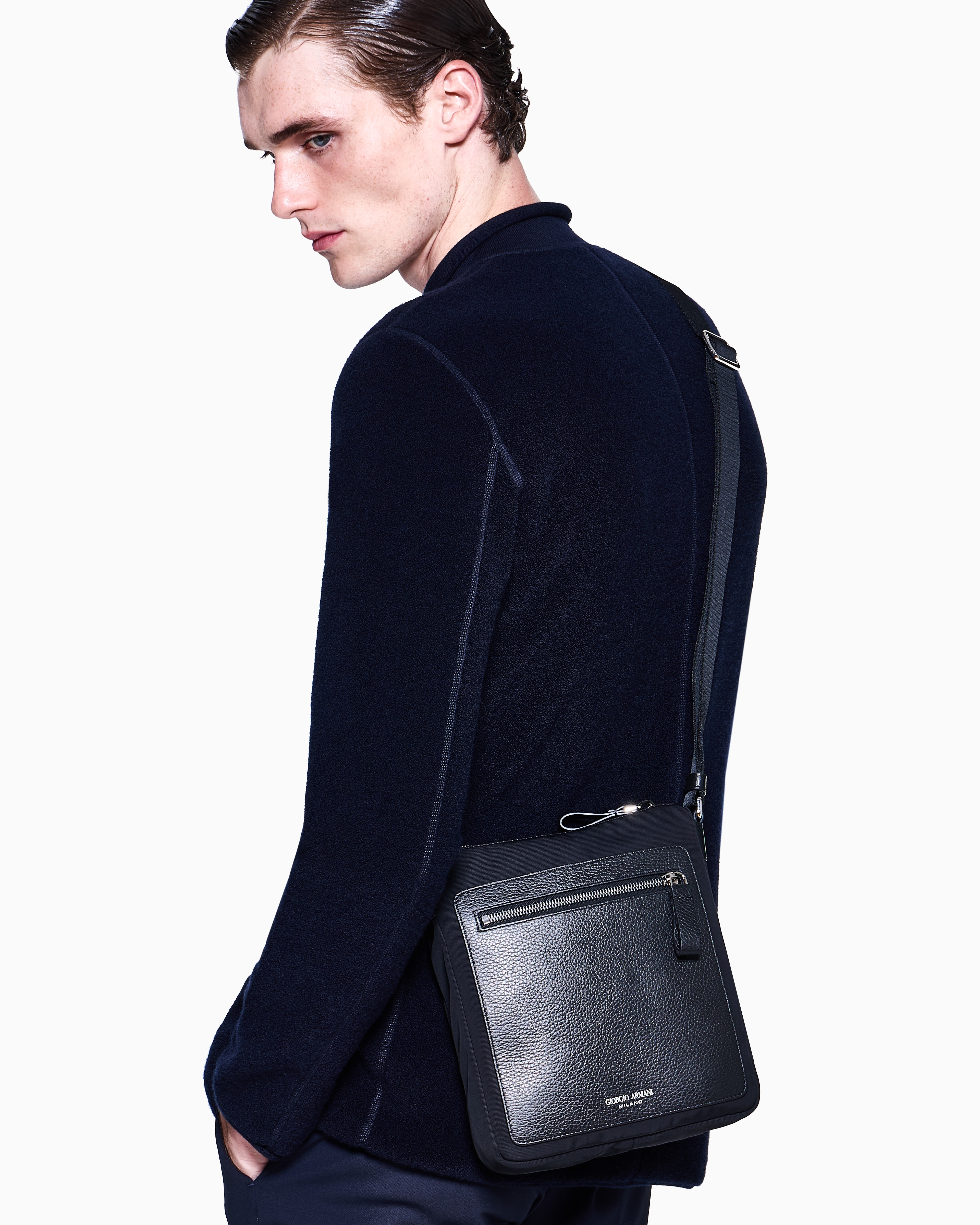Men's Leather Crossbody Bag | Giorgio Armani