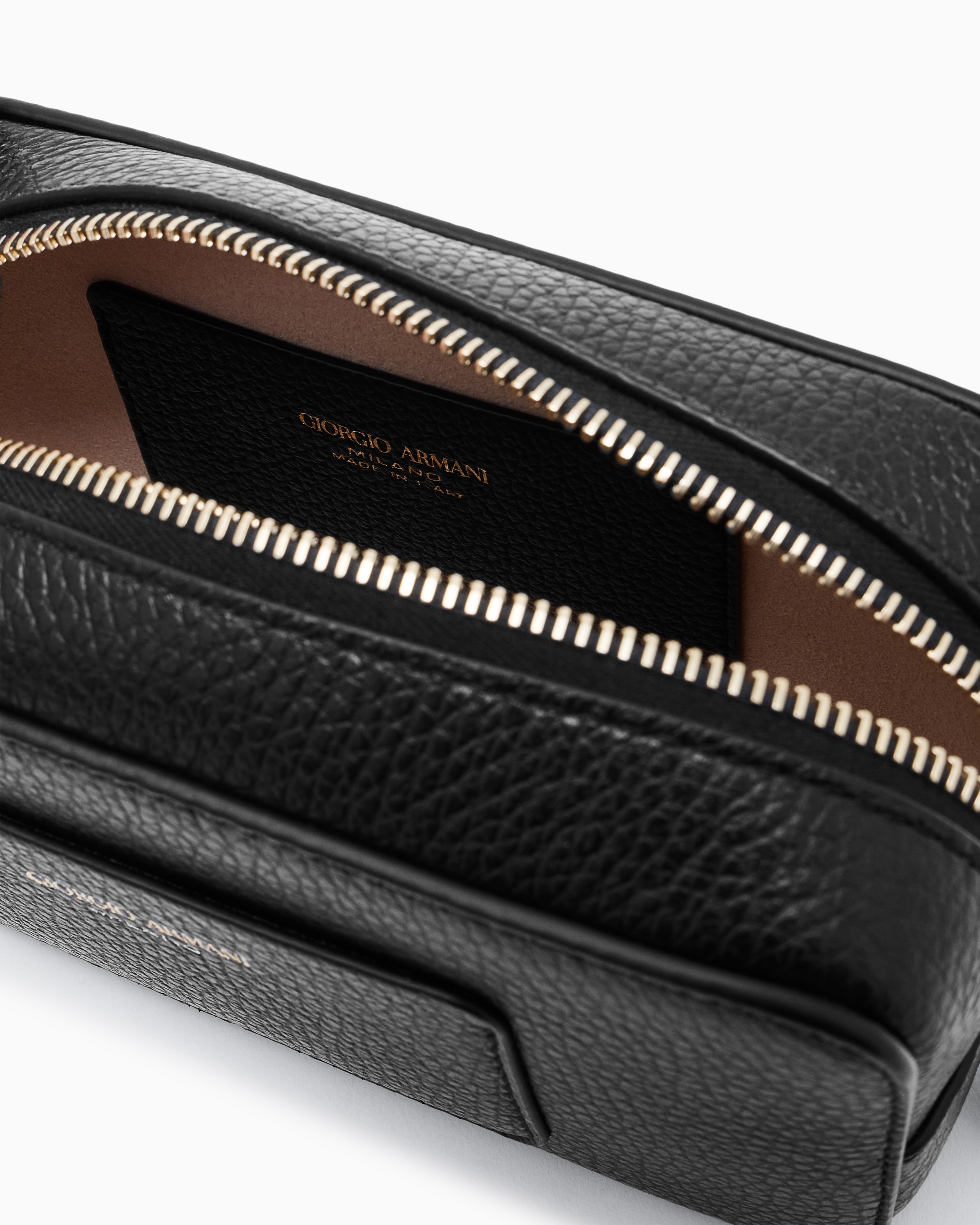 Pebbled calfskin beauty case | Giorgio Armani
