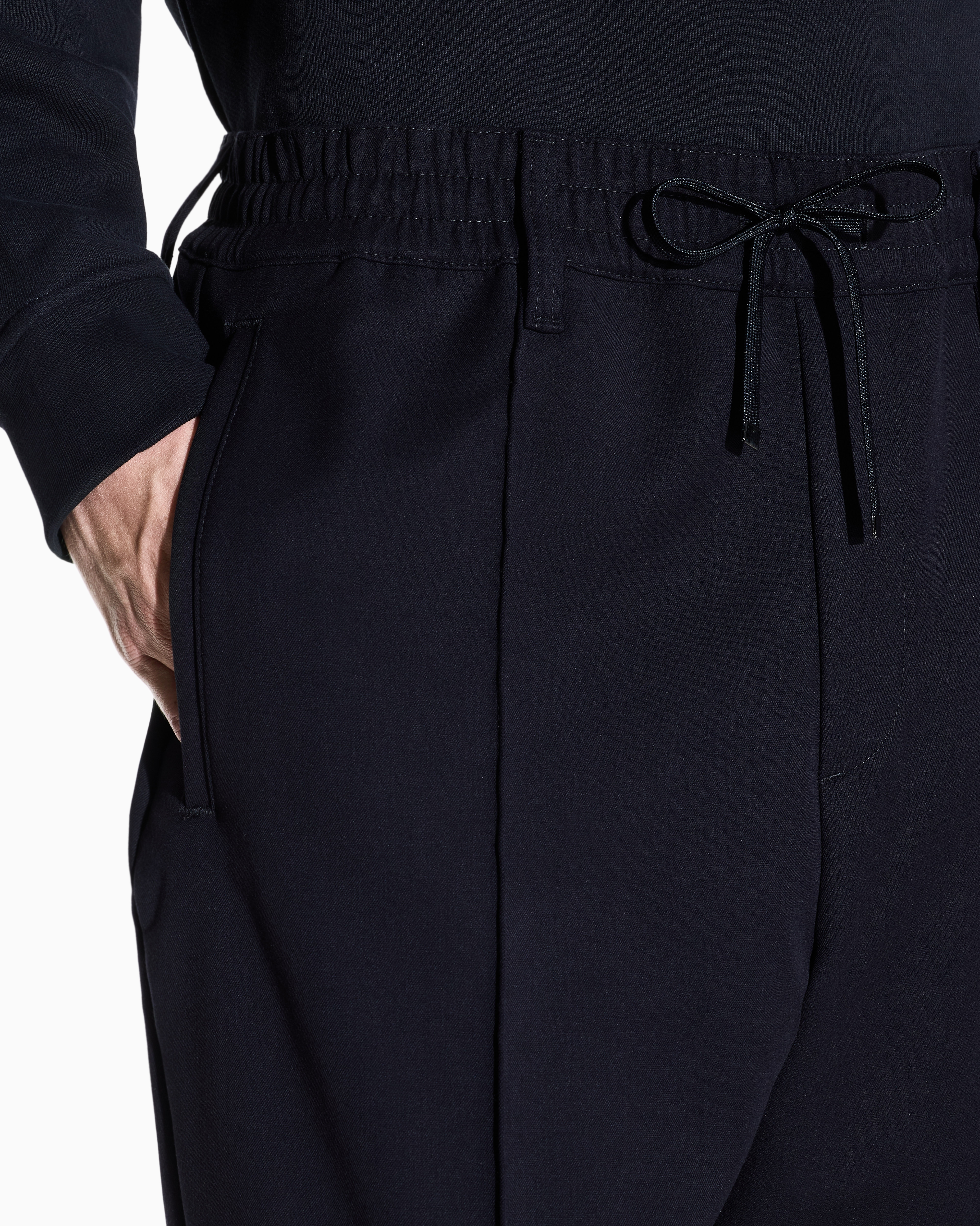 Black cropped trousers with drawstring