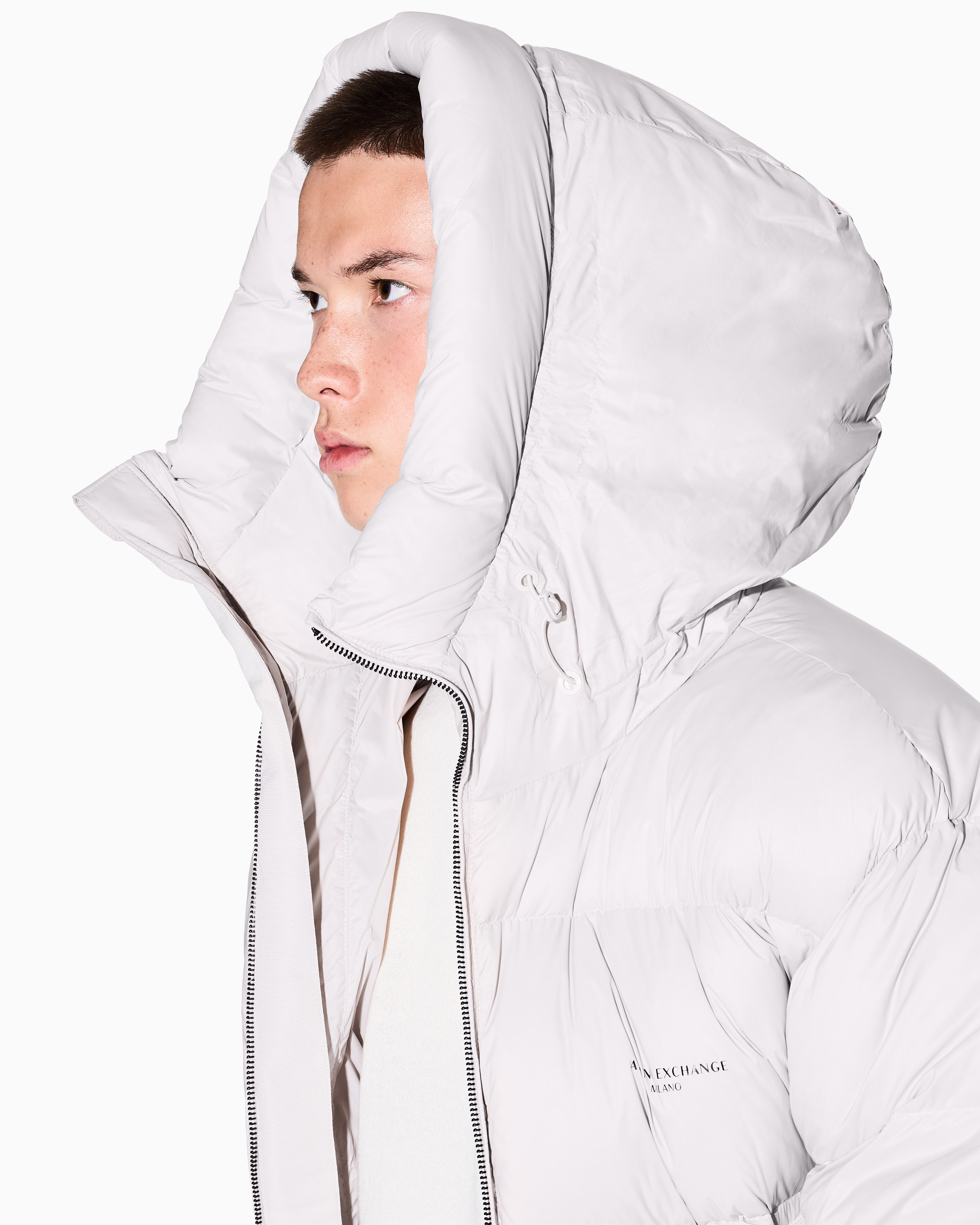 リサイクルナイロン カラーダウンジャケット | Armani Exchange