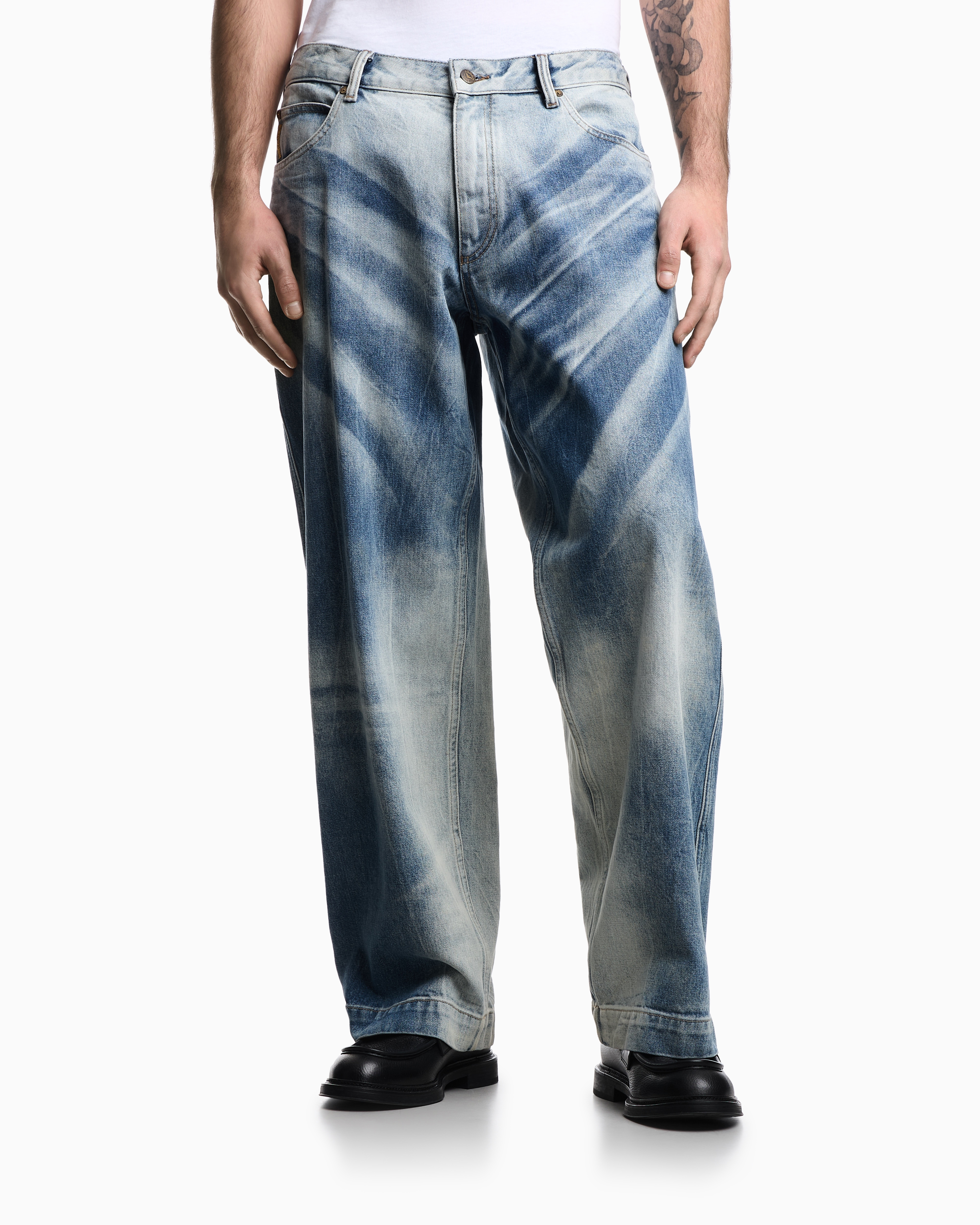 Armani Jeans J90 ルーズフィット デニムジーンズ | Emporio Armani