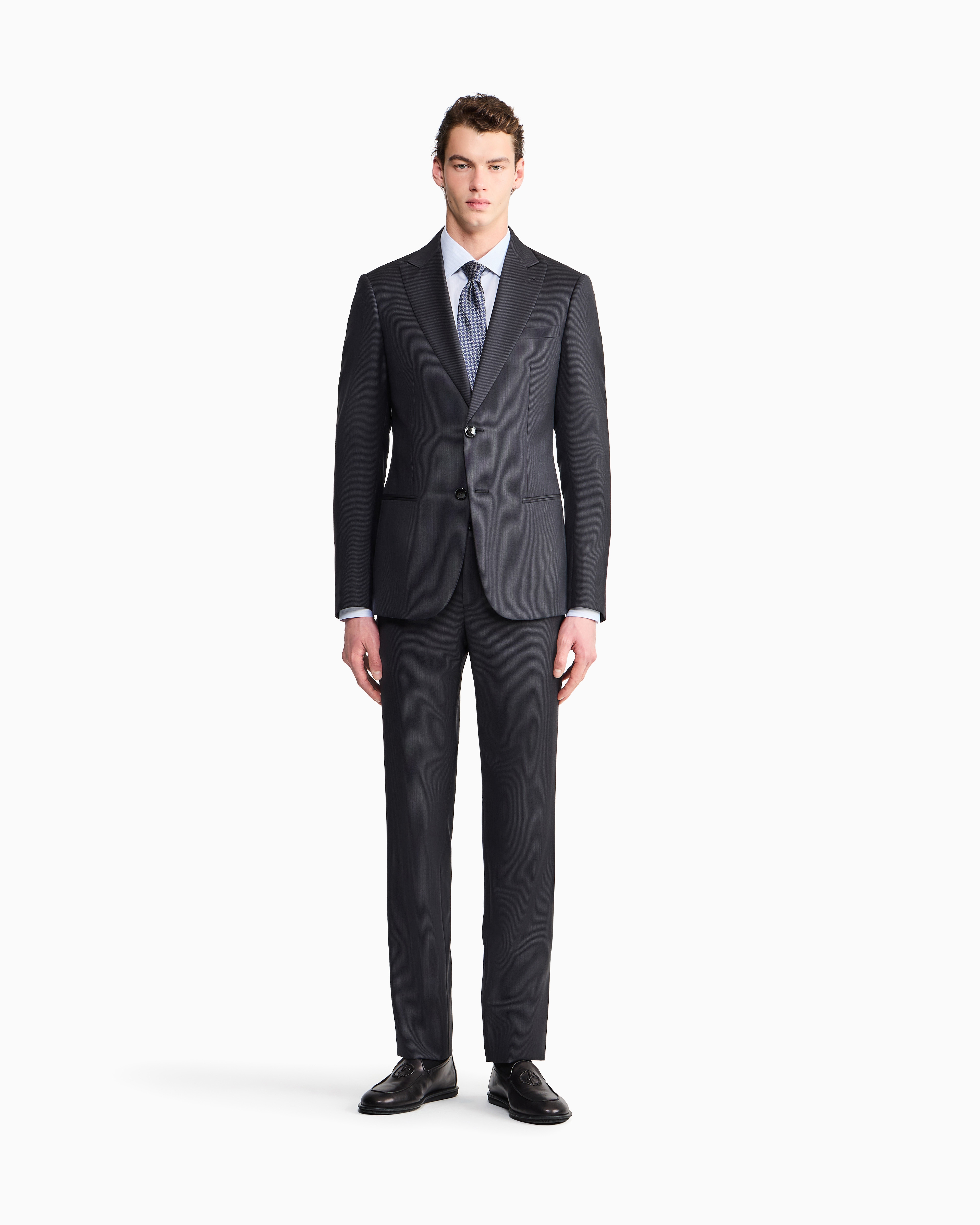 【黒タグ】GIORGIO ARMANI☆スーツ☆ダークグレー☆ストライプ☆1B☆ Giorgio Armani セットアップ ストライプ スーツ 48 紙タグ - メルカリ