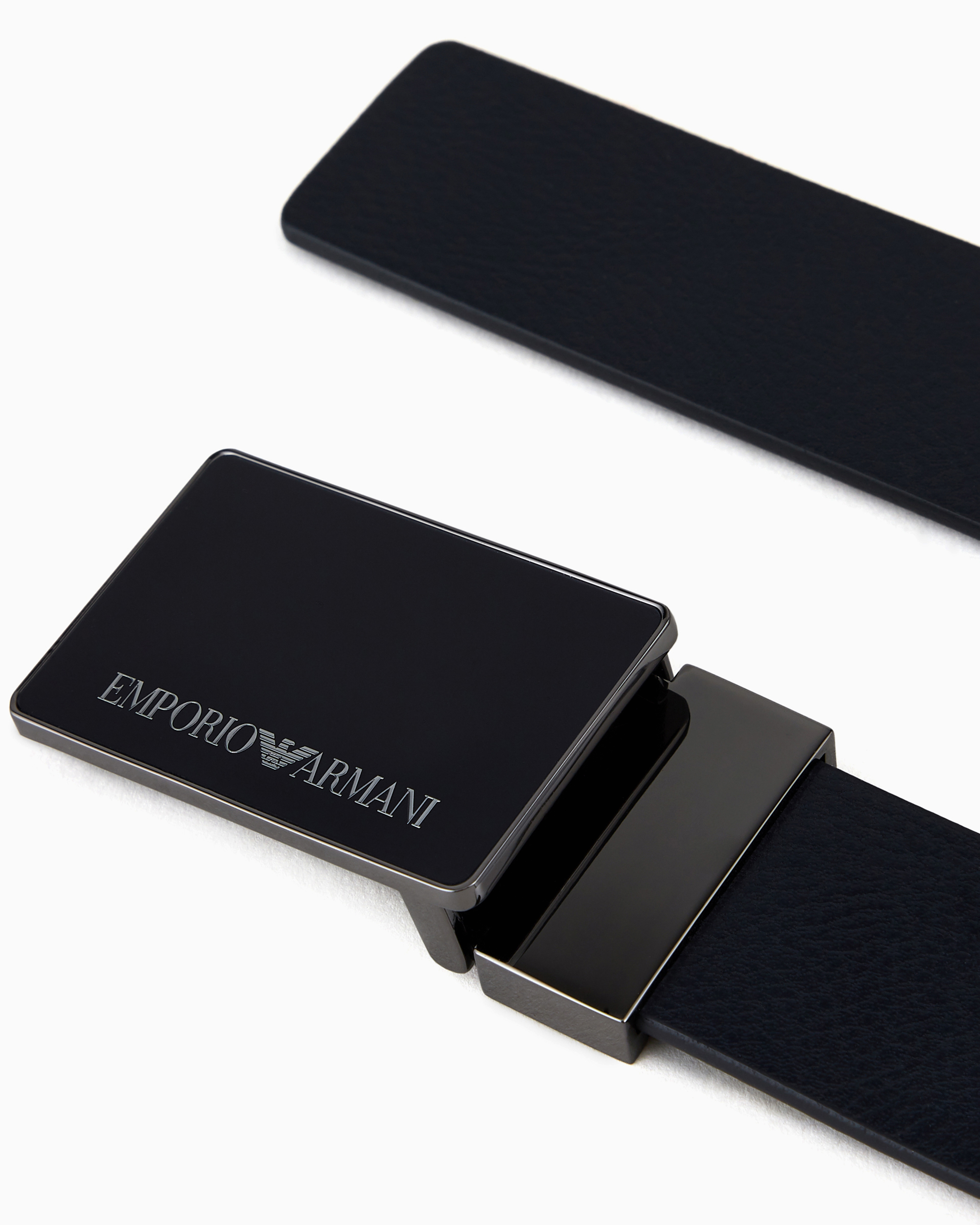 ベルト ペブルドレザー製 プレート | Emporio Armani