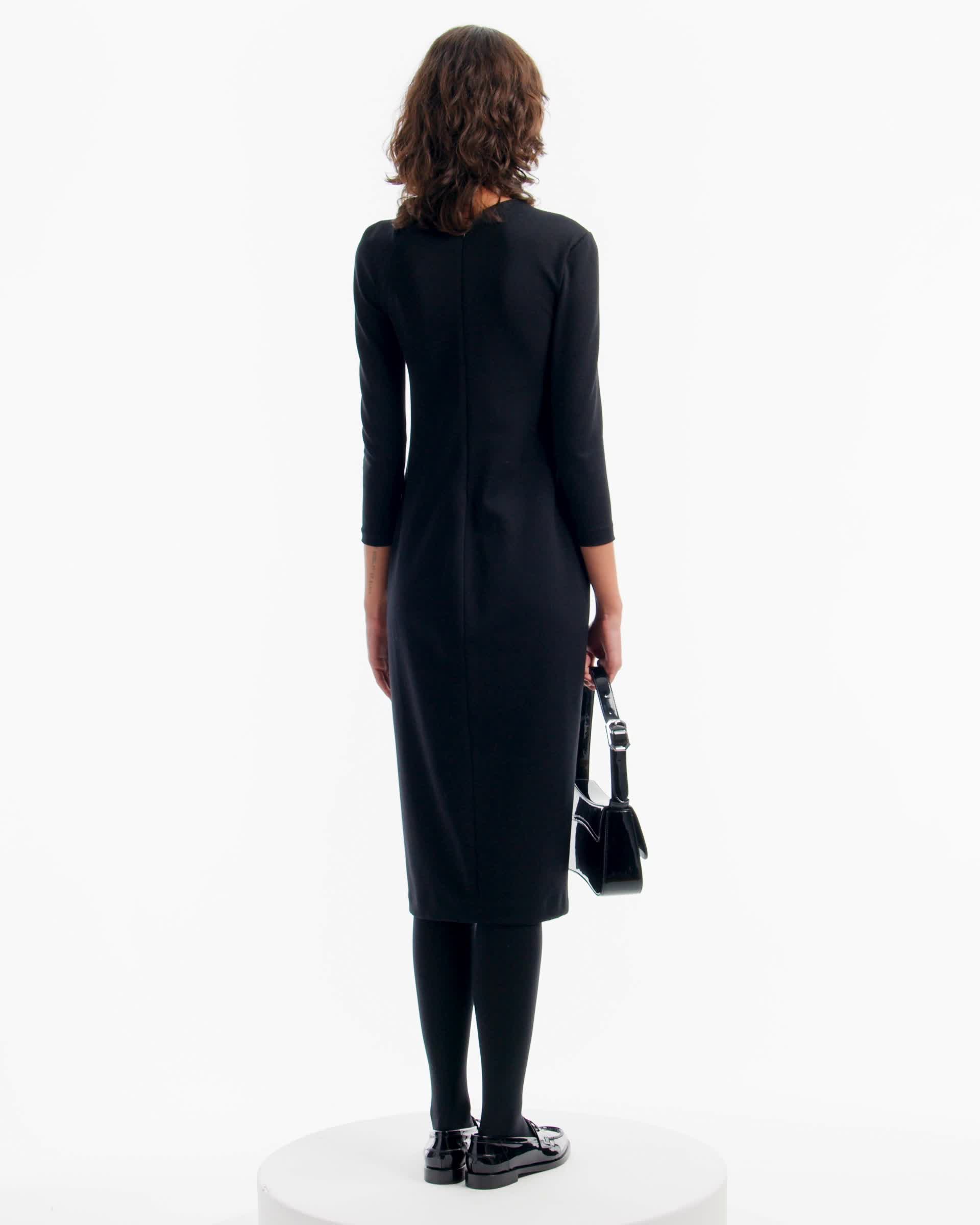 EW002783_AF12303_UC001_V1_FW20