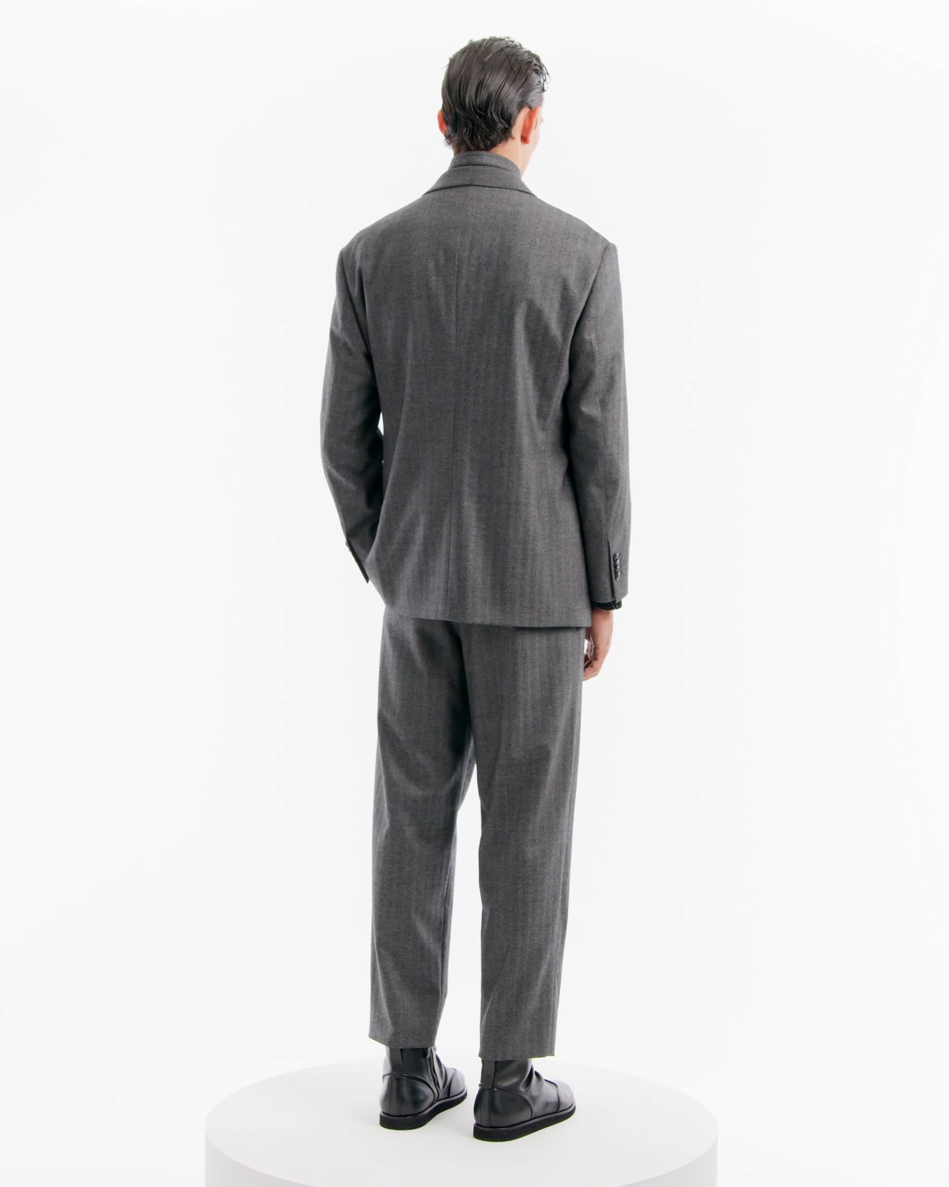 Giorgio Armani グレー ダブルブレストスーツ ヘリテージライン ダブルブレストスーツ バージンウール