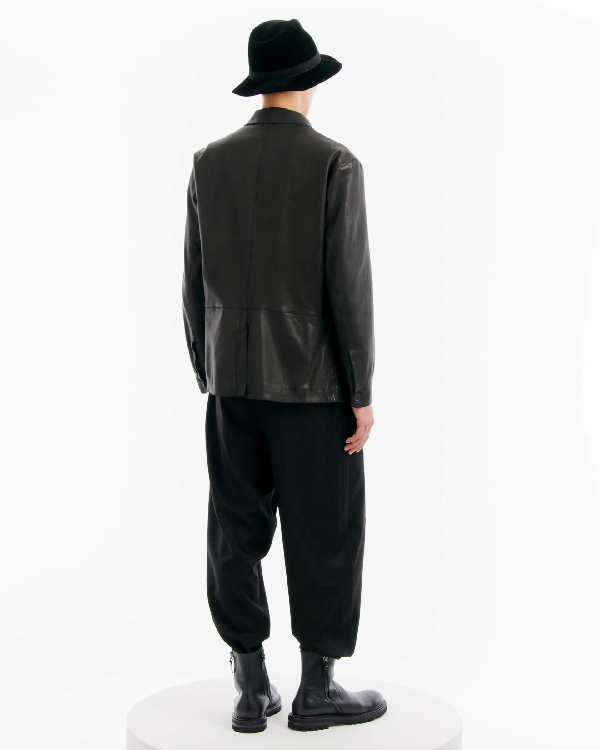 シングルタックパンツ 軽量ウールクロス | Giorgio Armani