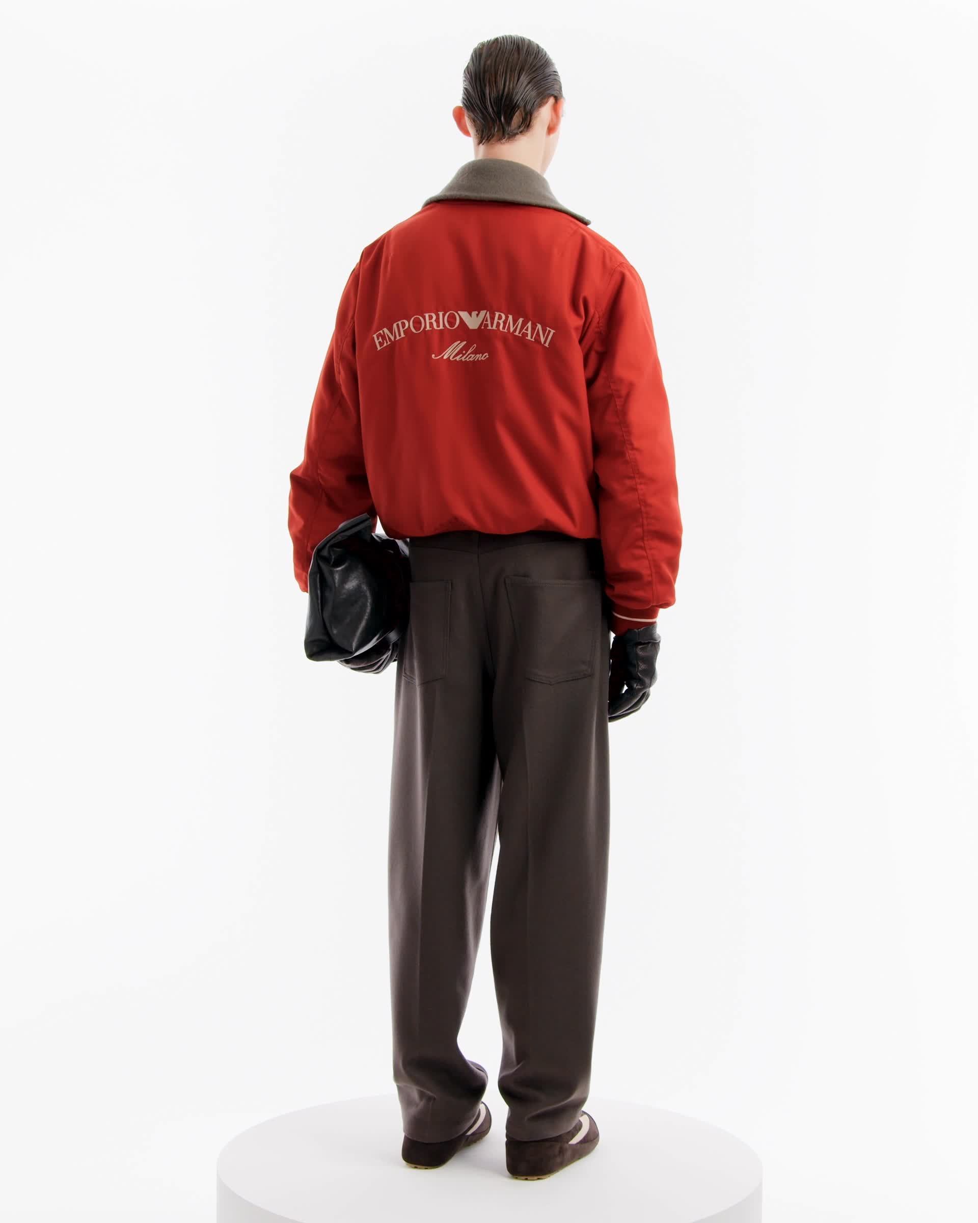 EM003124_AF18264_U5035_V1_FW20