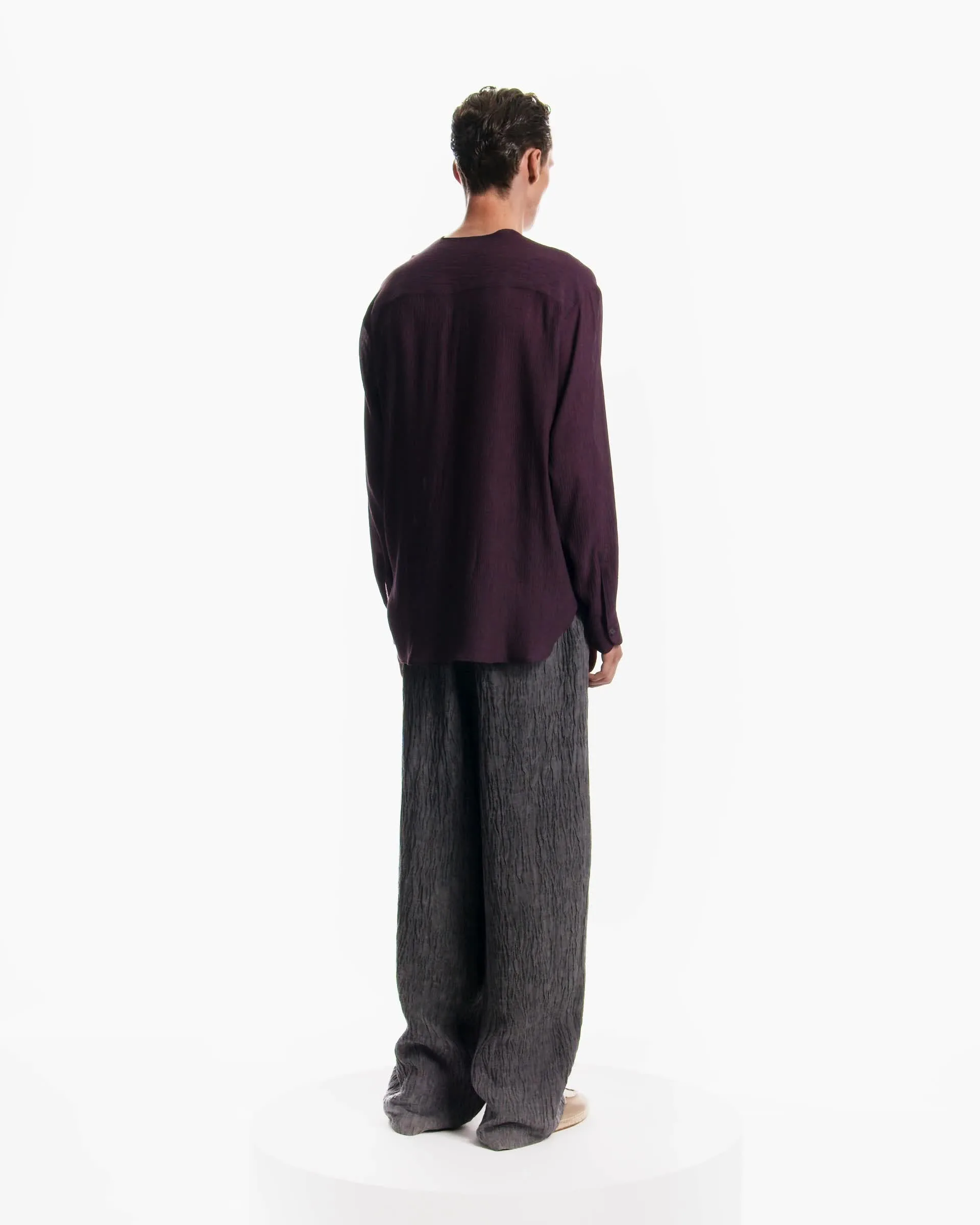 Cold-dyed bark-look jacquard linen blend trousers | Emporio Armani