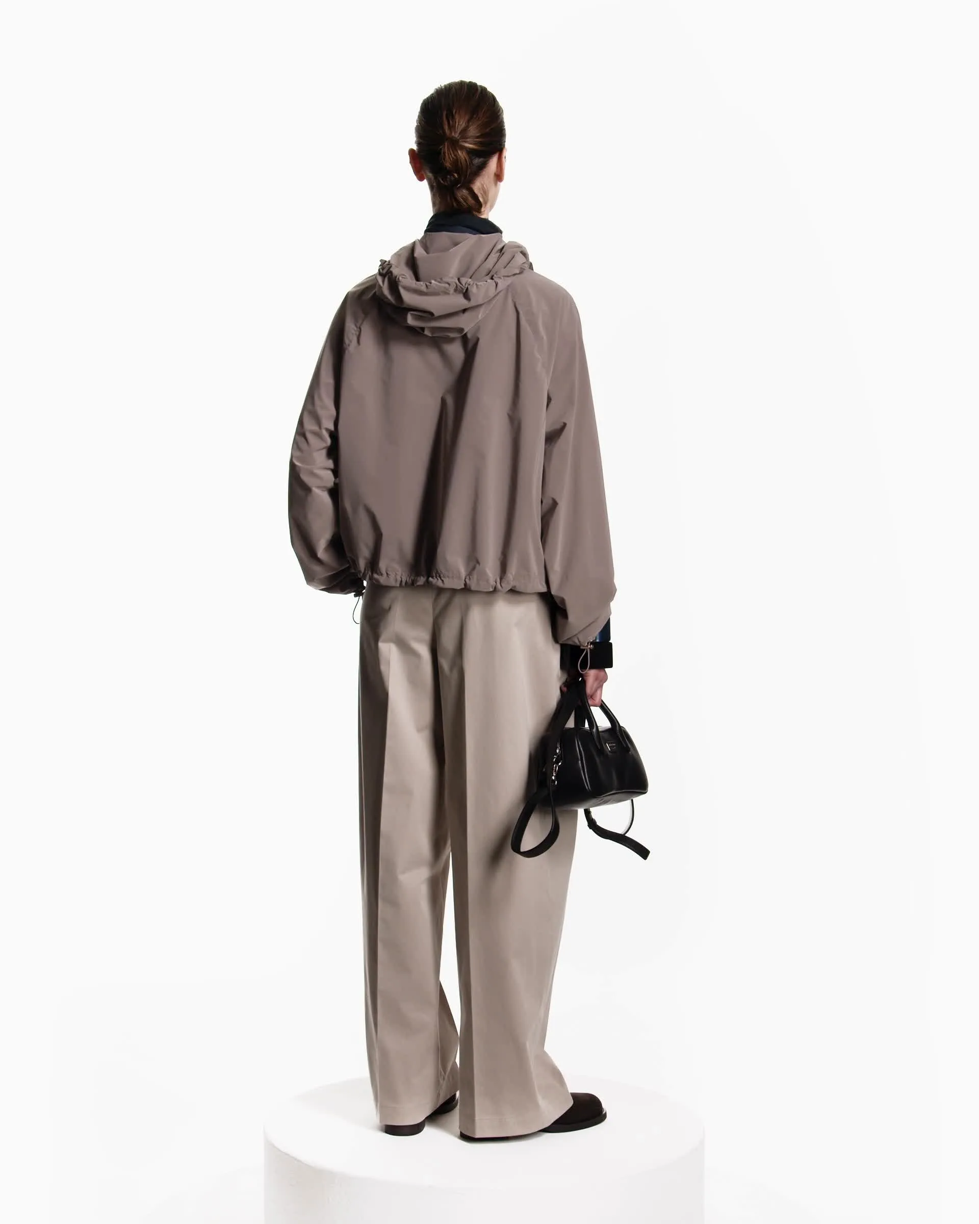 【美品】ARMANI COLLEZIONI ブルゾン ブラウン L 短丈 undefined